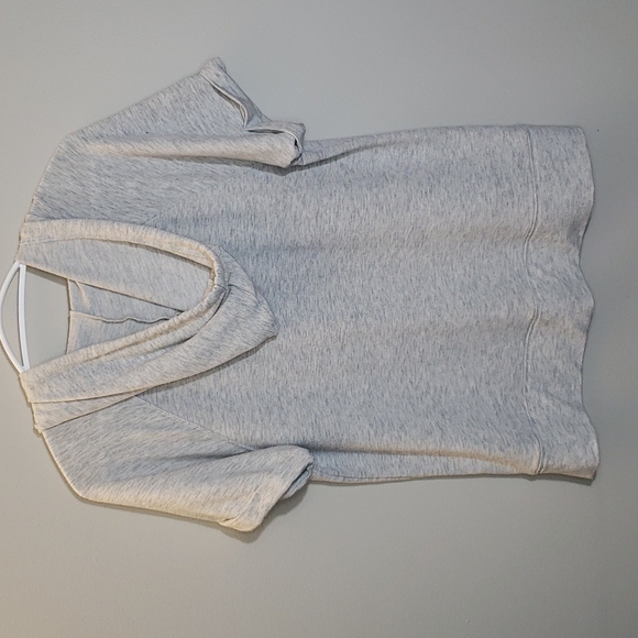 Suzy Shier Hooded Top - Picture 3 of 9